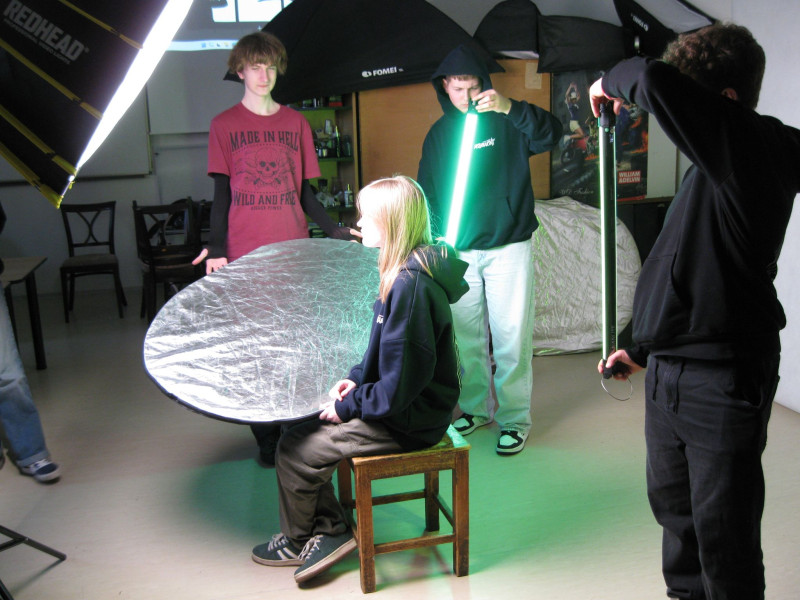 Prostějovští deváťáci fotí tablo pod vedením profesionálů