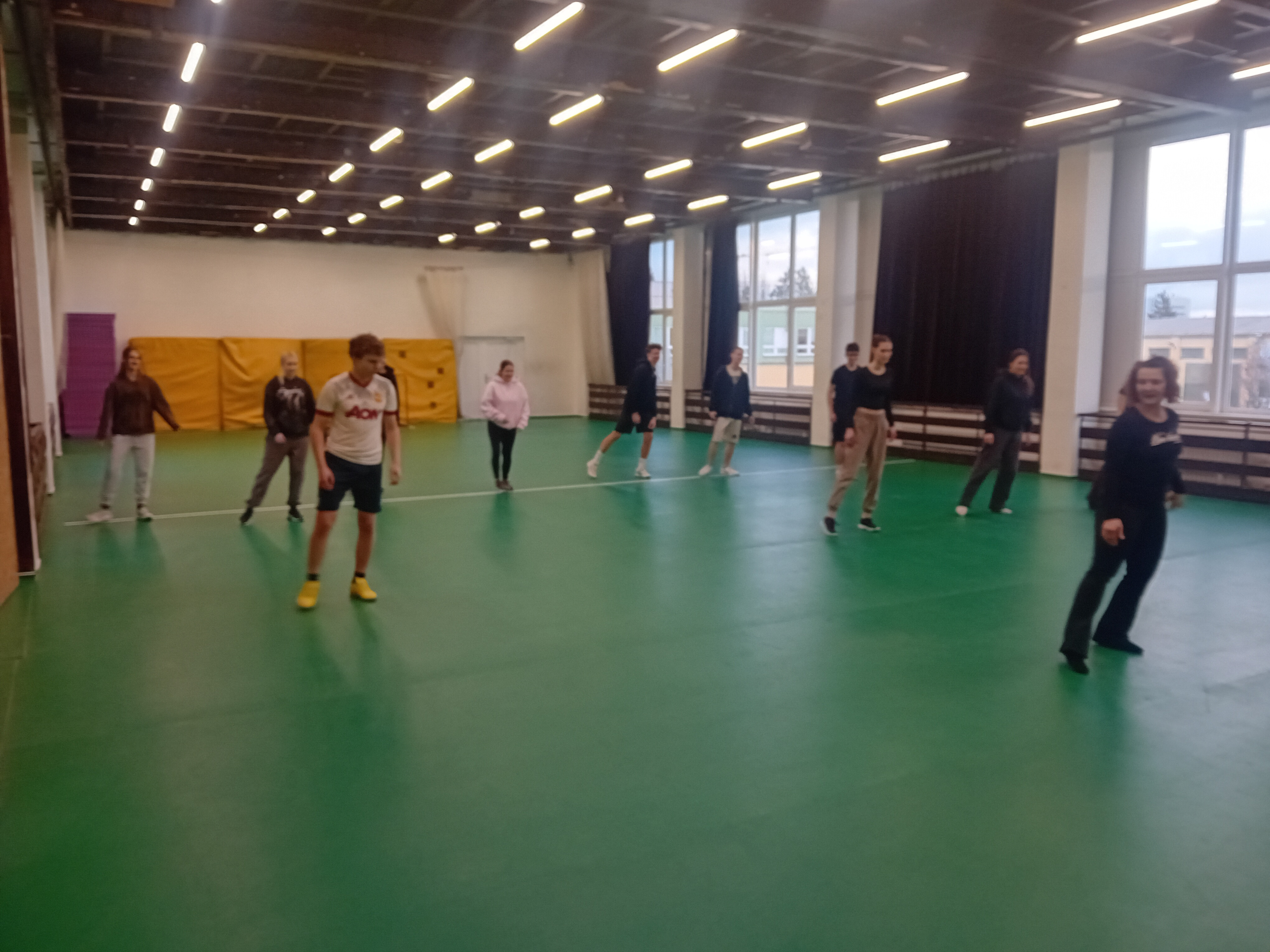 Kondice tancem a cvičení v současné školní tělesné výchově - Osvětová vzdělávací akce KA2.12.1 RC APA