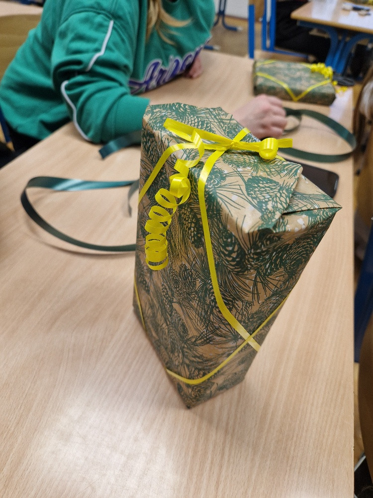 Únor ve znamení dárků a prezentace