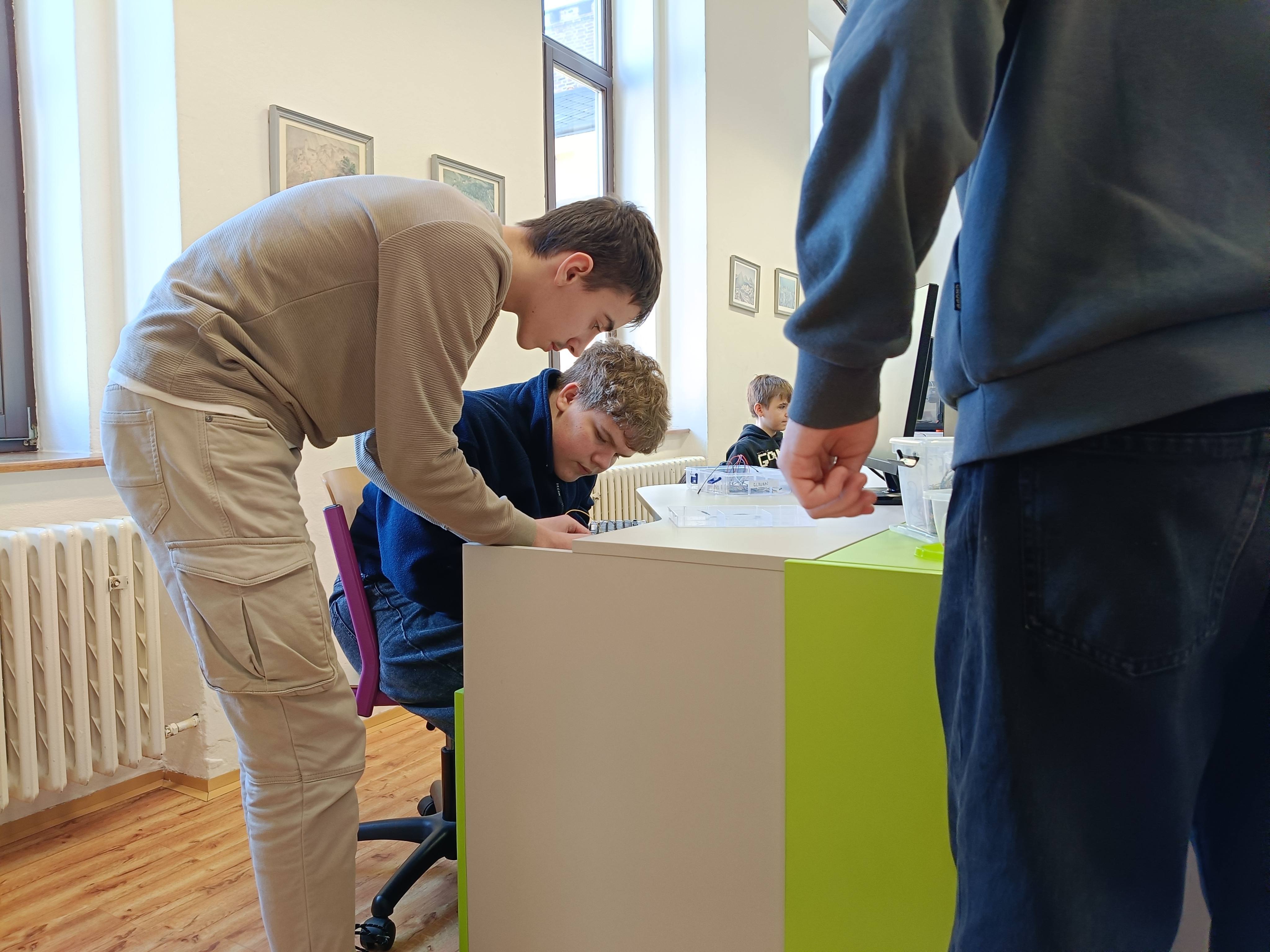 Robotika a Arduino v rukou žáků