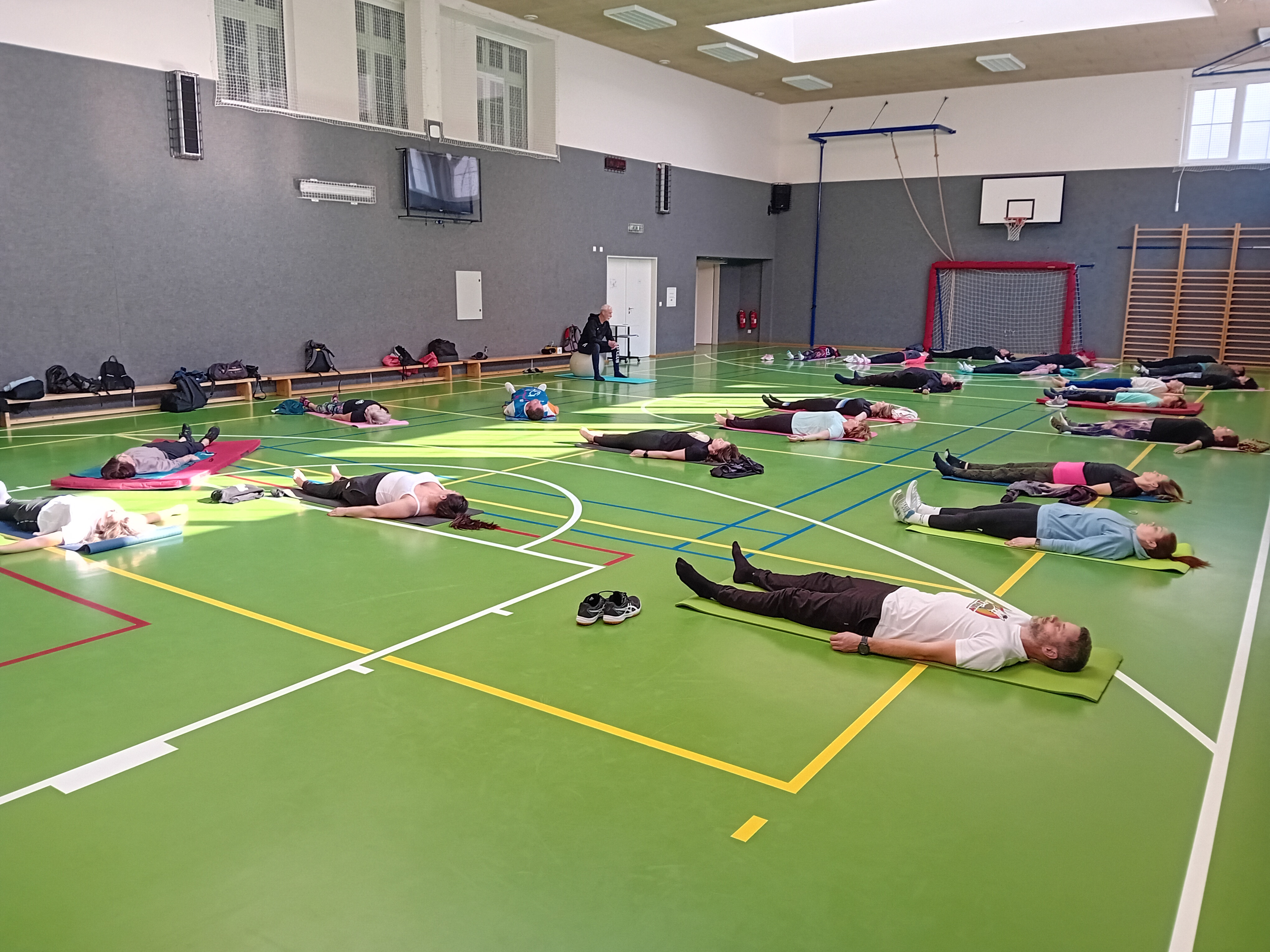 Využití jógových cvičení při hledání tělesné a duševní rovnováhy v současném dynamickém světě