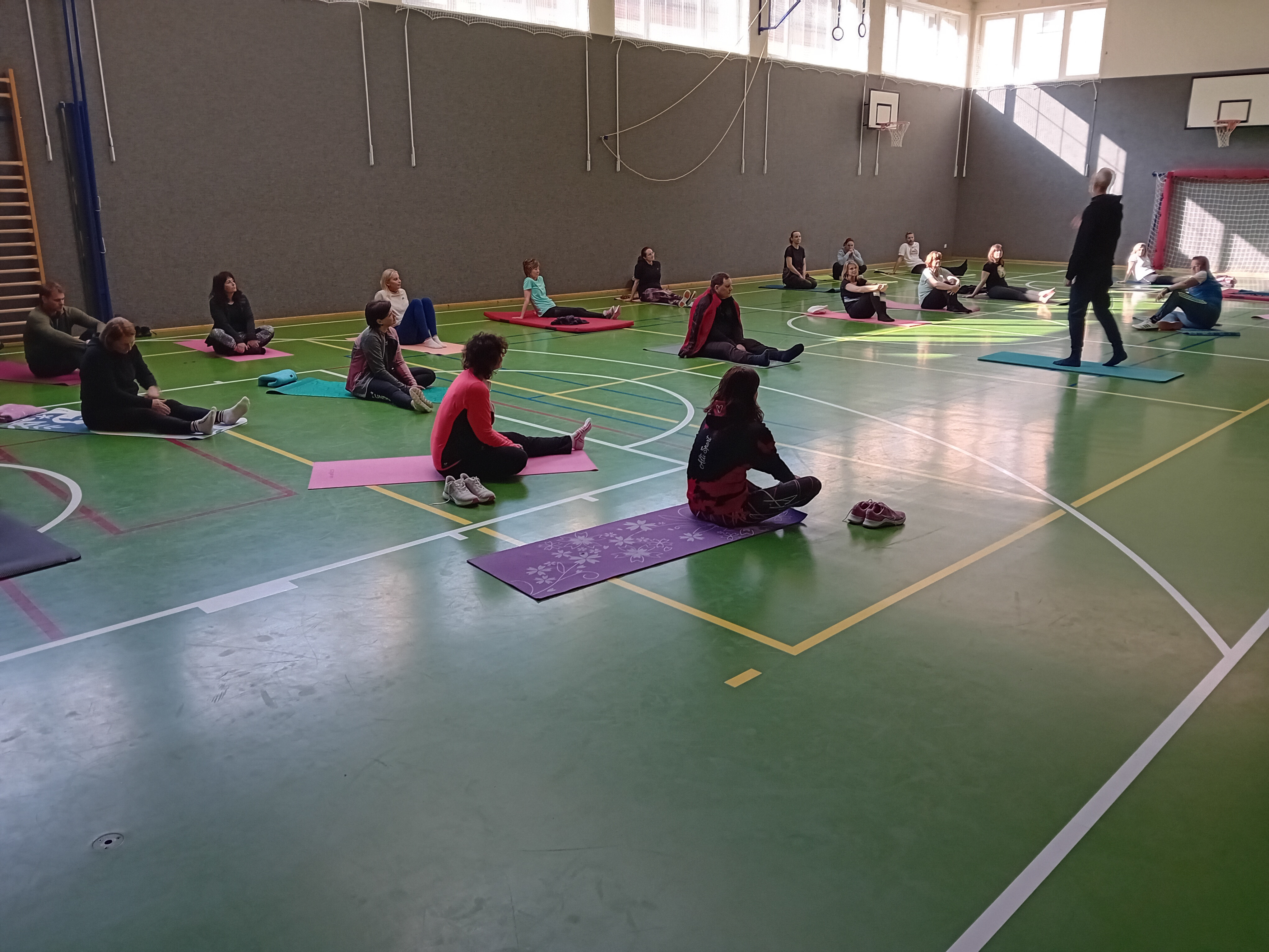 Využití jógových cvičení při hledání tělesné a duševní rovnováhy v současném dynamickém světě