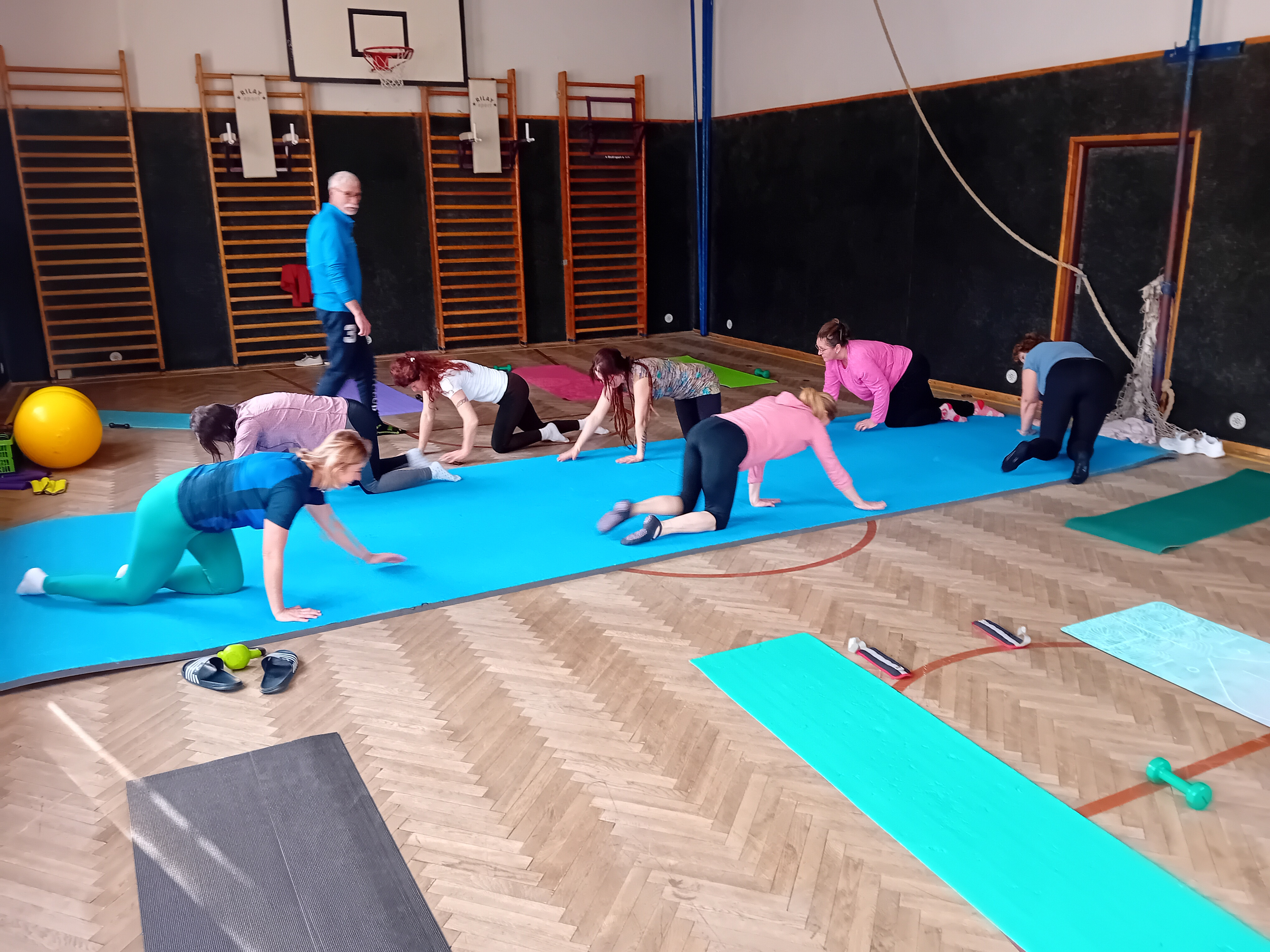 Kondiční cvičení založené na tříměsíčních vývojových vzorech