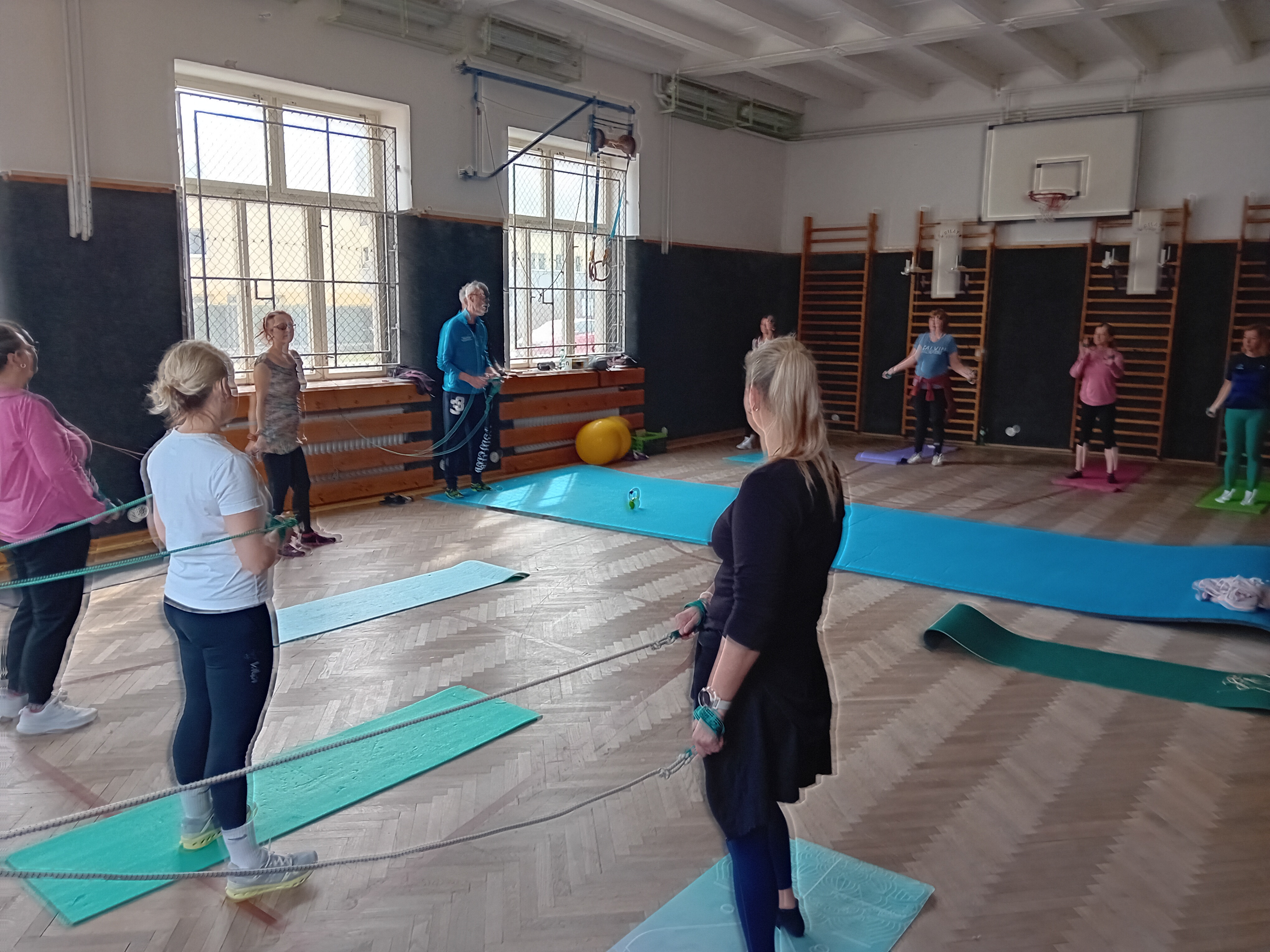 Kondiční cvičení založené na tříměsíčních vývojových vzorech