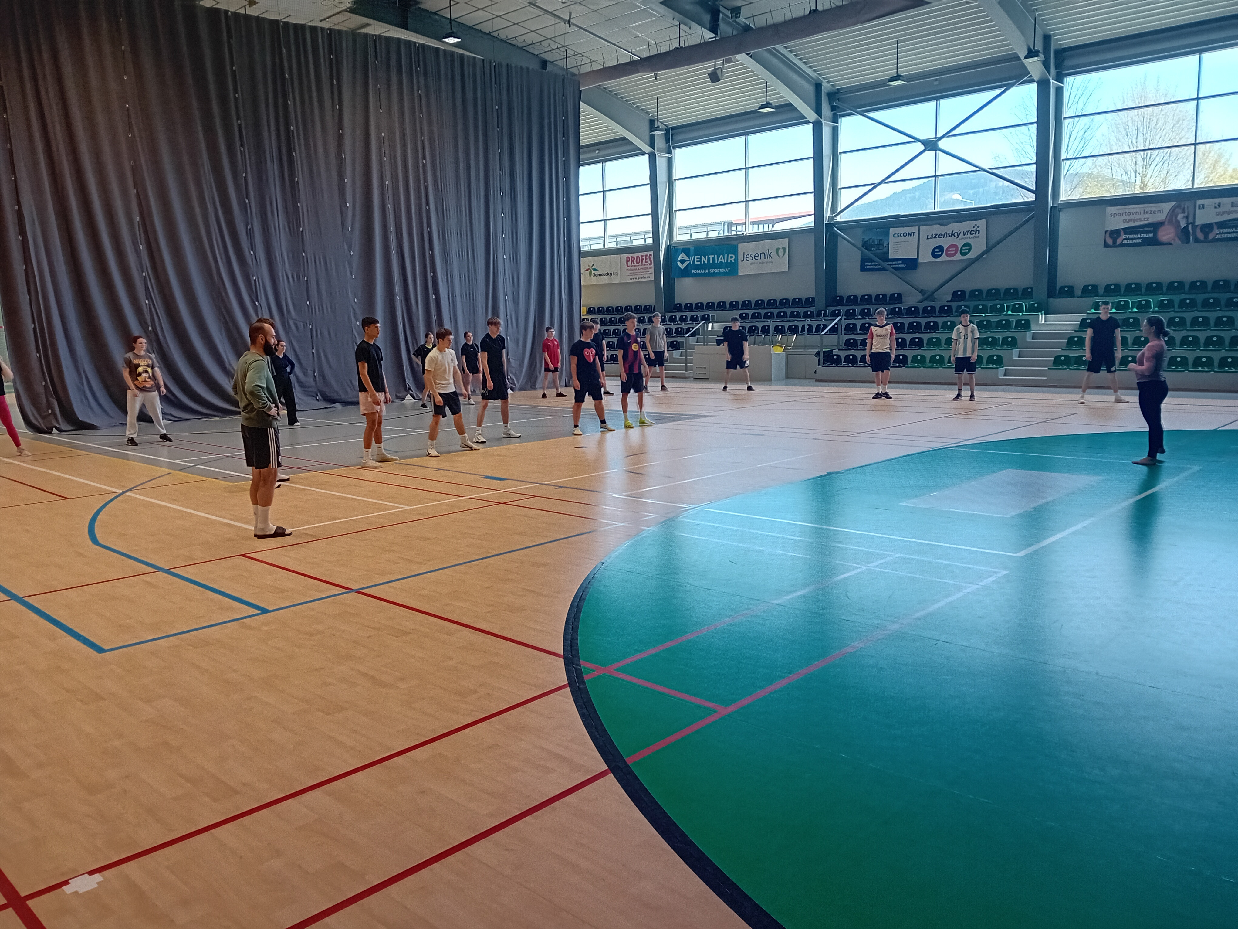 „Intervalové kondiční cvičení v rozvoji pohybové gramotnosti žáků, jejich aplikace  v současné školní tělesné výchově“