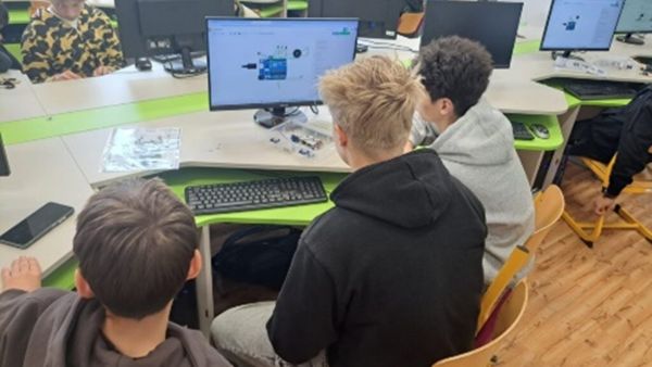 Soutěž - Programování Arduino pro žáky základních škol