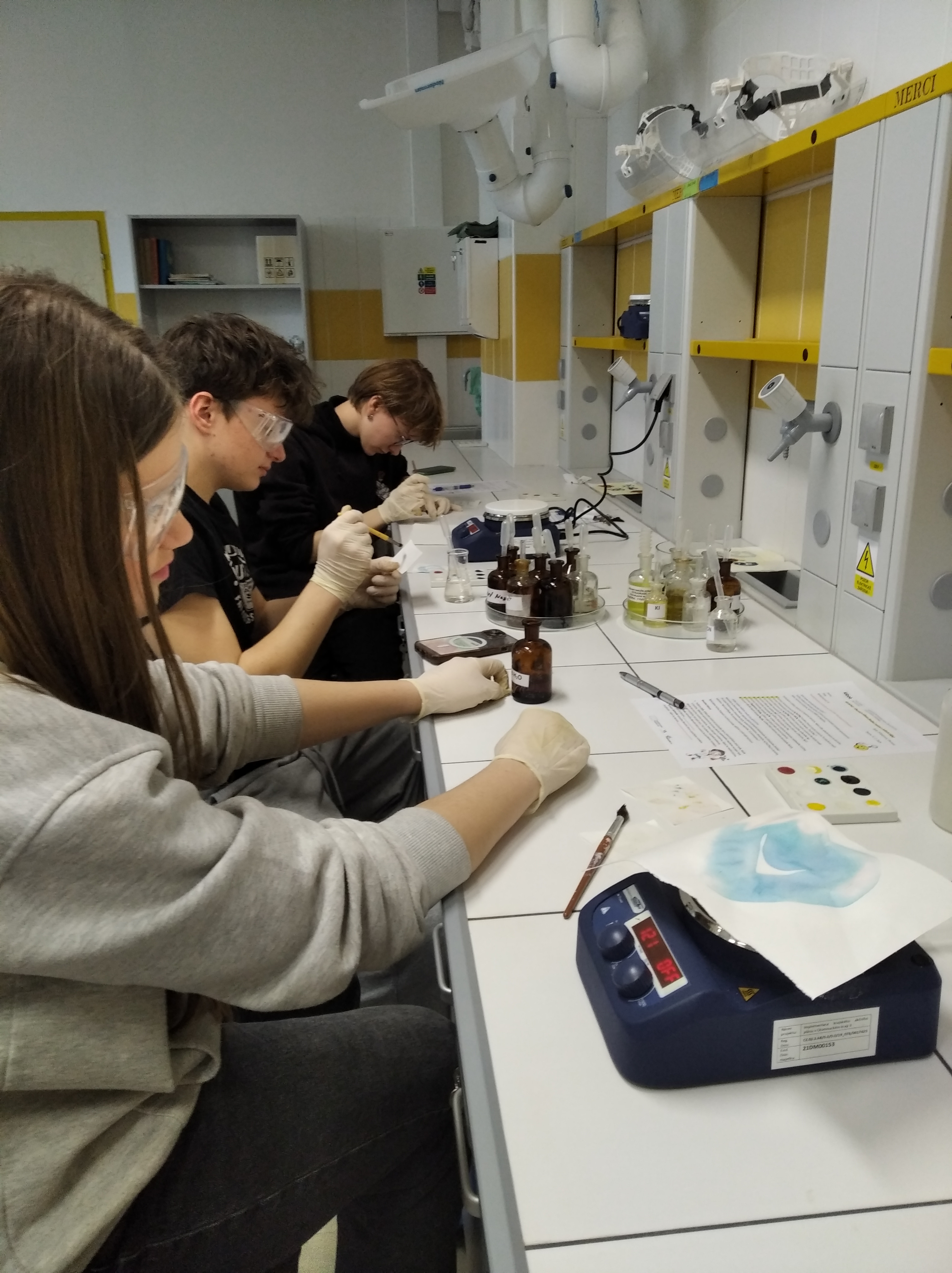 CKP10 „CHEMIE KOLEM NÁS“: FASCINUJÍCÍ WORKSHOP OTEVŘEL NOVÉ OBZORY…