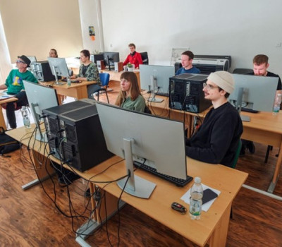 Učitelé SŠ zdokonalovali své znalosti na workshopu 3D Vizualizace produktů v Blenderu