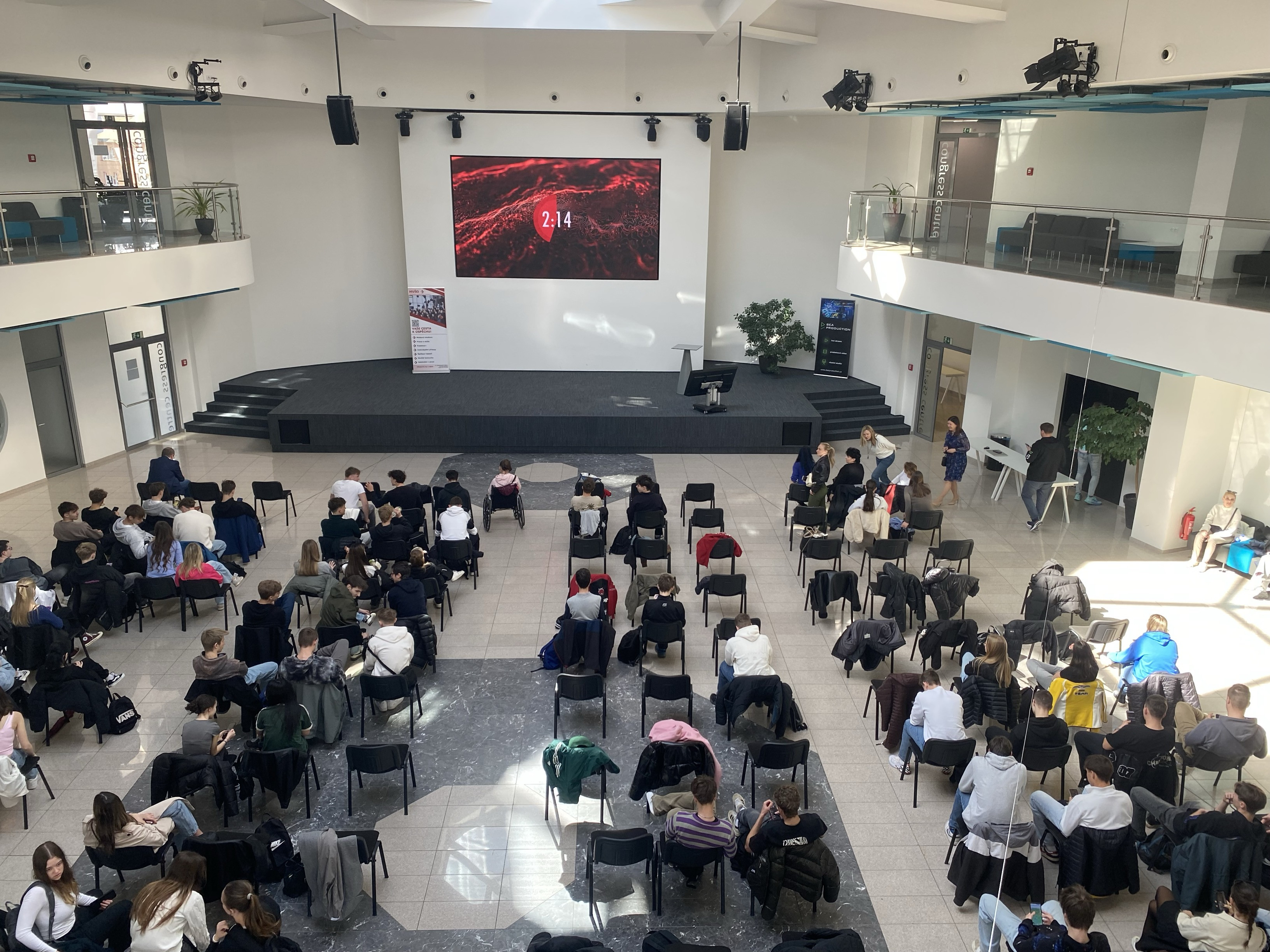 Studenti střední školy na MVŠO poznávali svět kryptoměn