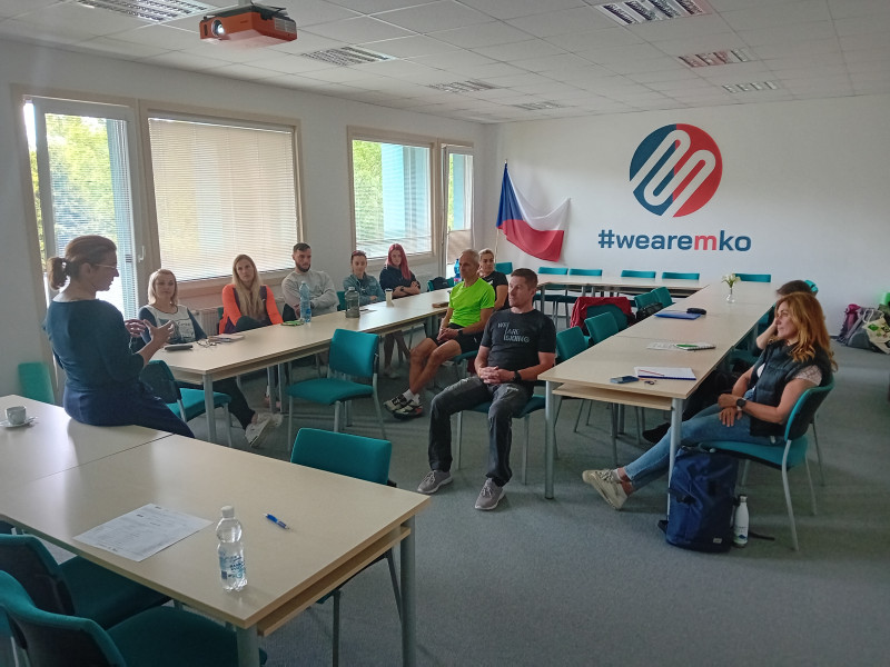 Aktivace základních pohybových vzorců v současných školních i mimoškolních pohybových aktivitách – návrat k přirozenému pohybu