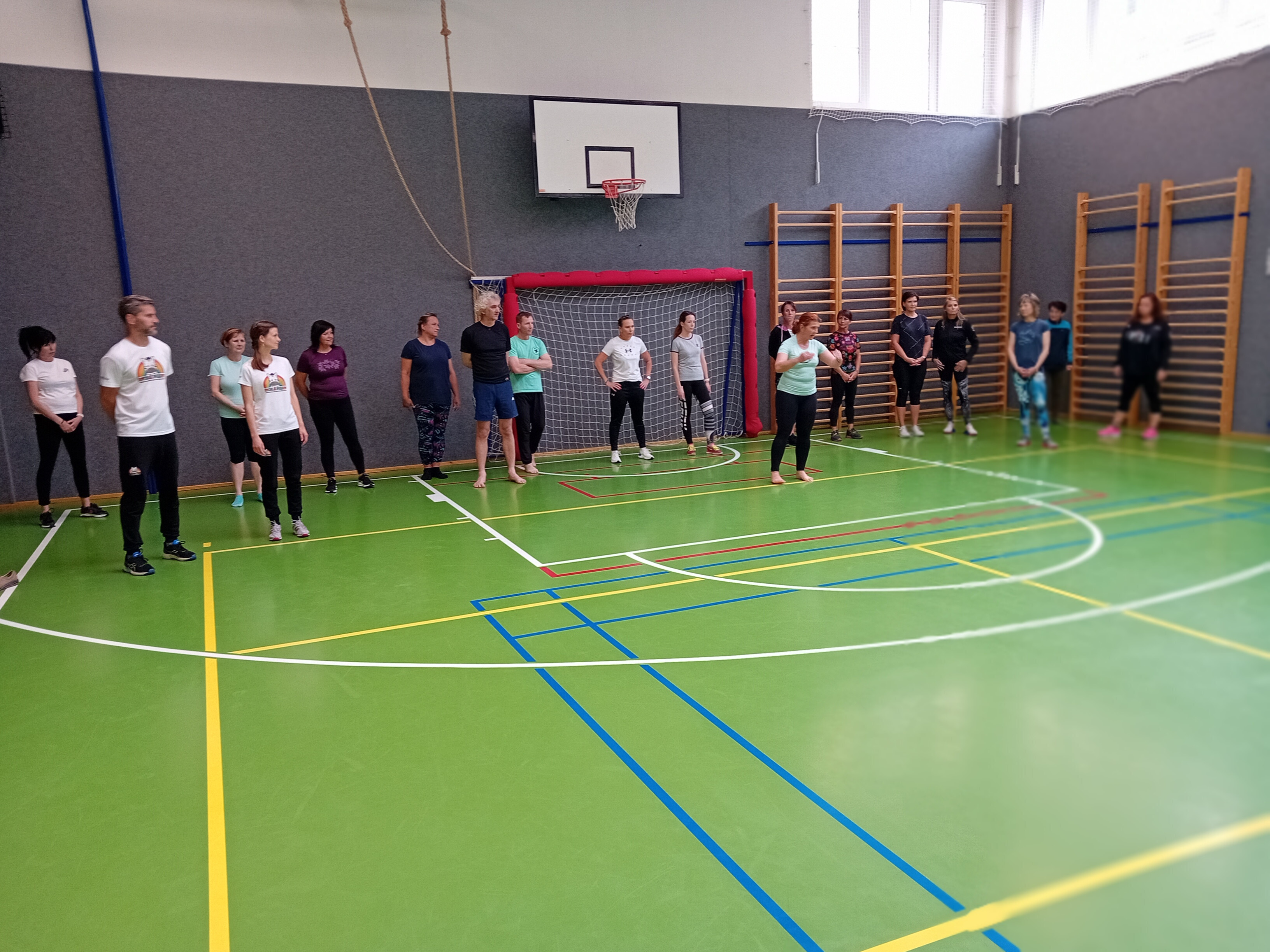 Aerobní a rytmická kondiční cvičení nejen v jednotkách školní tělesné výchovy