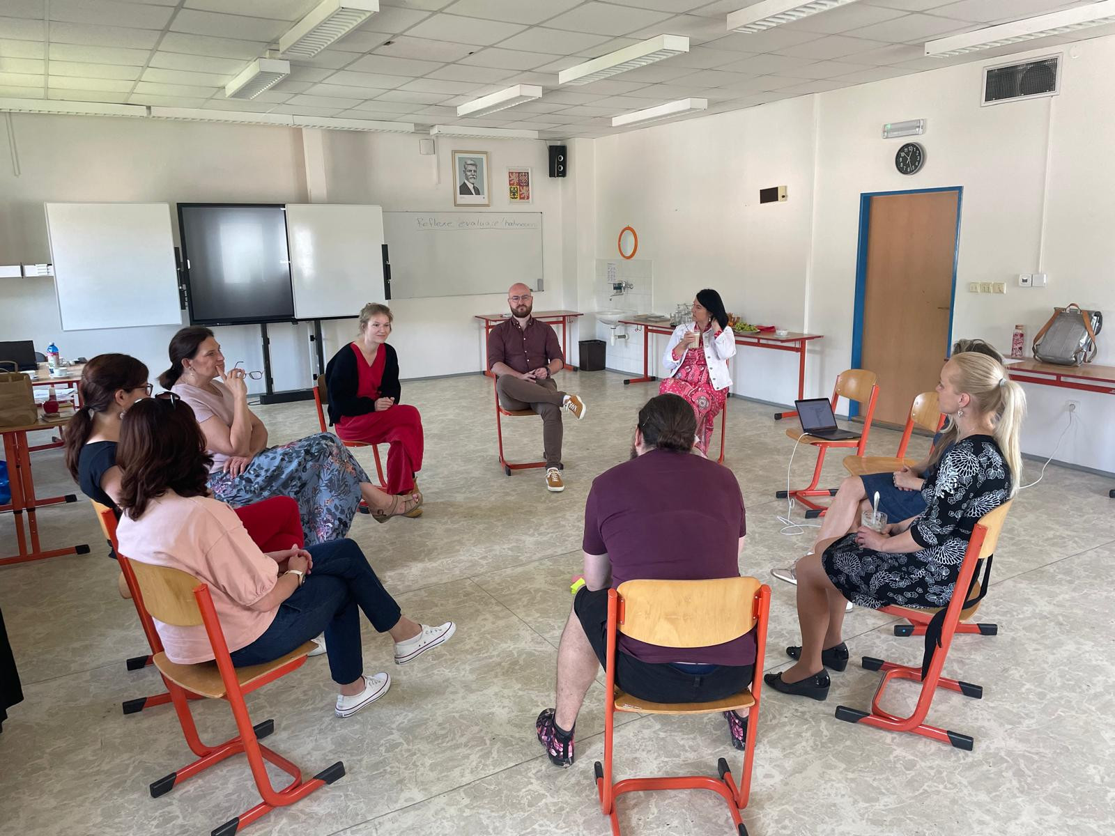 Dlouhodobé workshopy pro pedagogické pracovníky: wellbeing a reflexe