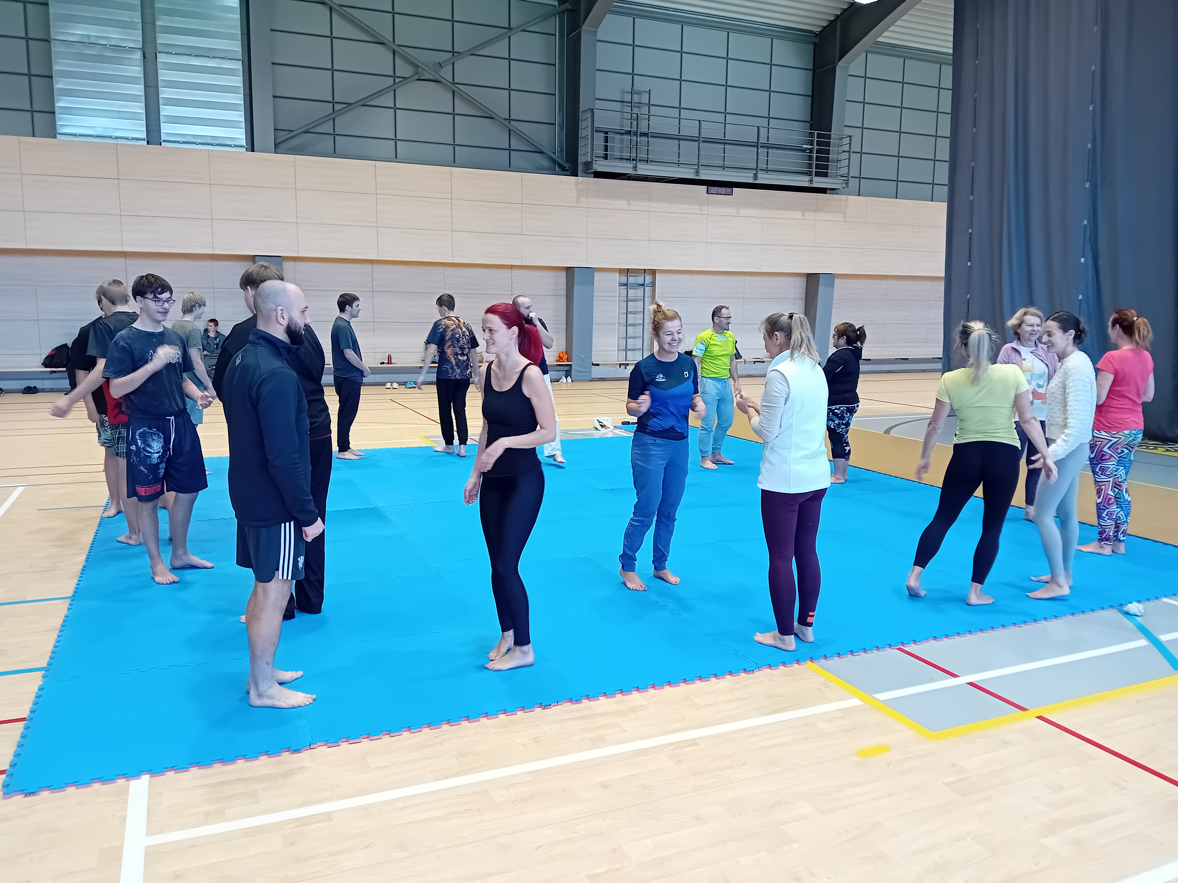 Workshop KA2.12.1 RC APA v IDZOK na „emko“ SPŠ Jeseník, Dukelská 1240/27