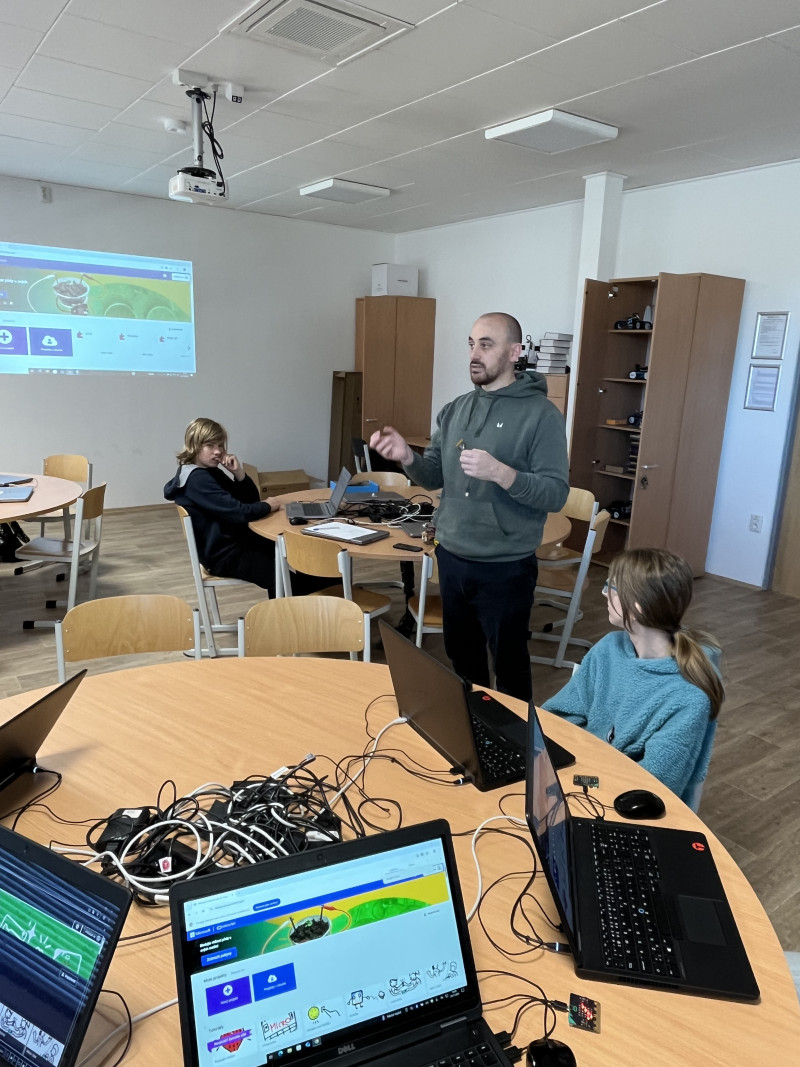 WORKSHOPY ROBOKÓD A STAŇ SE MLADÝM PROGRAMÁTOREM