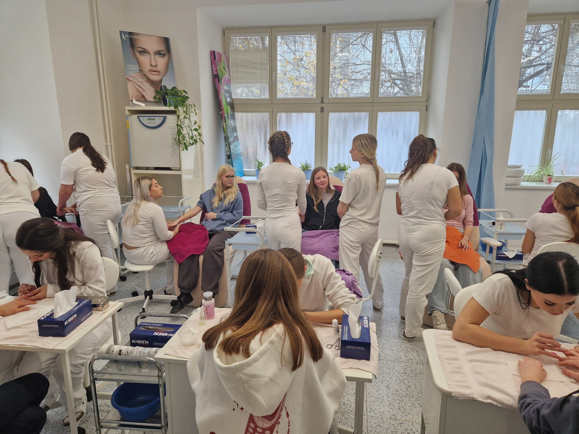 Ve znamení podzimní tvořivosti: vánočky, italské speciality i kreativní zdobení nehtů