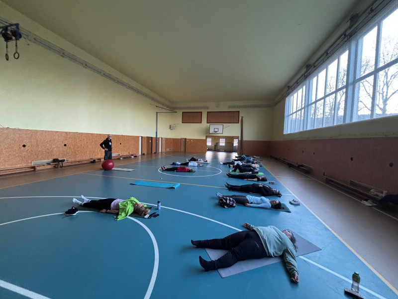 ZVLÁDÁNÍ STRESU PROSTŘEDNICTVÍM JÓGOVÝCH CVIČENÍ